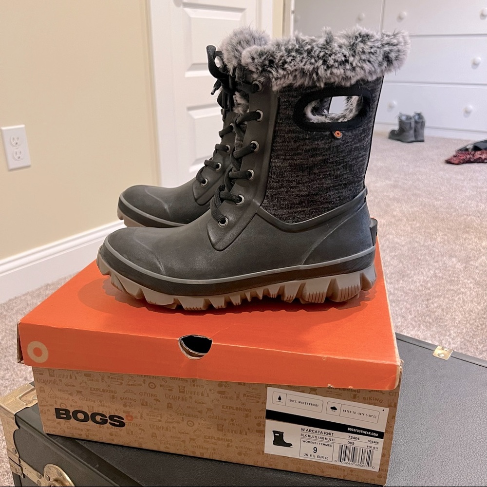 Women’s Bog W Arcata Black Knit Insulated Snow Boots 9